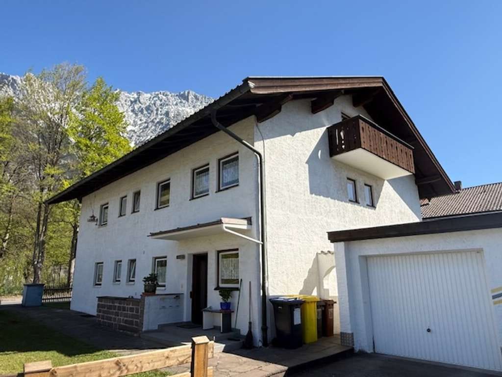 Immobilie in Mittenwald - ***3-Familienhaus***herrlicher Bergblick*** - Bild 1