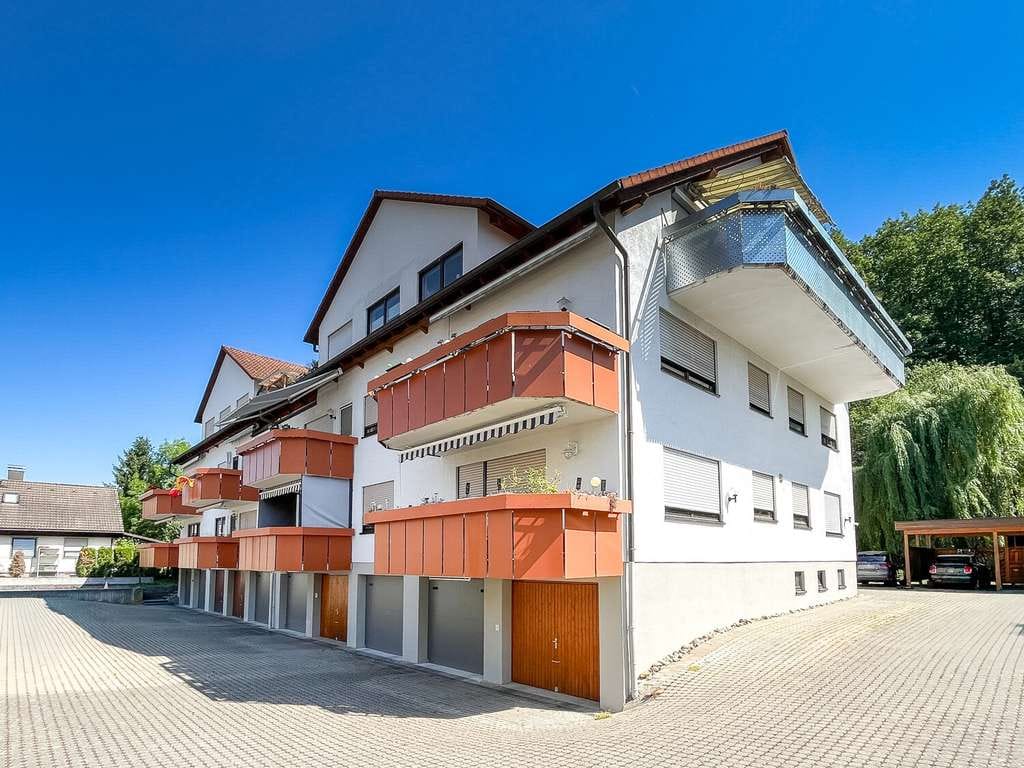Immobilie in Wannweil - Lichtdurchflutete DG-Maisonette-Wohnung | 6 Zi. | 129 m² | Garage | Balkon| Wannweil - Bild 0