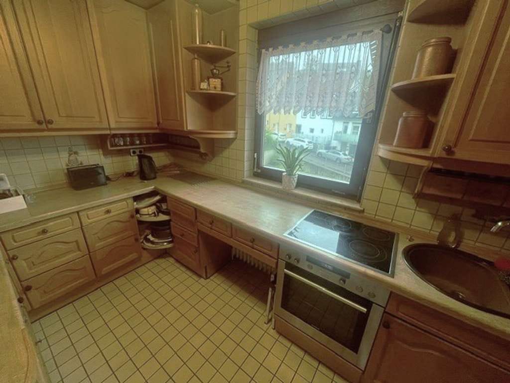 Immobilie in Denkendorf - Denkendorf: Gepflegte 3,5-Zimmer Wohnung mit Balkon - Bild 4