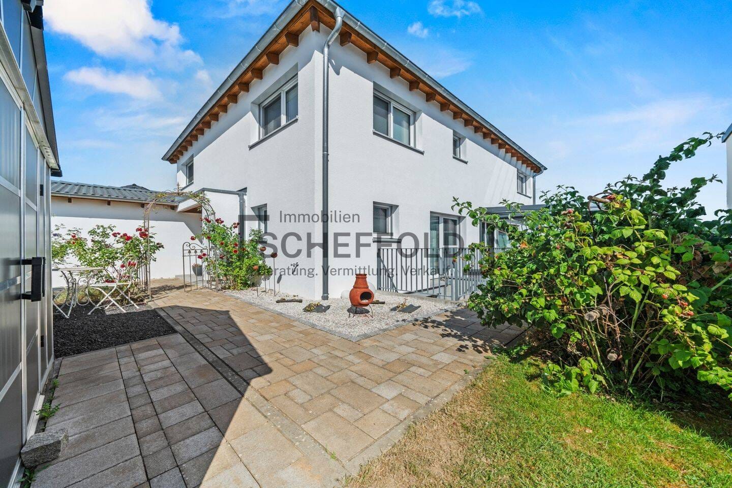 Immobilie in Gutenzell-Hürbel - Komfortabel! Zeitgemäßes Wohnkonzept mit Technik, Stil und Effizienz - Bild 4