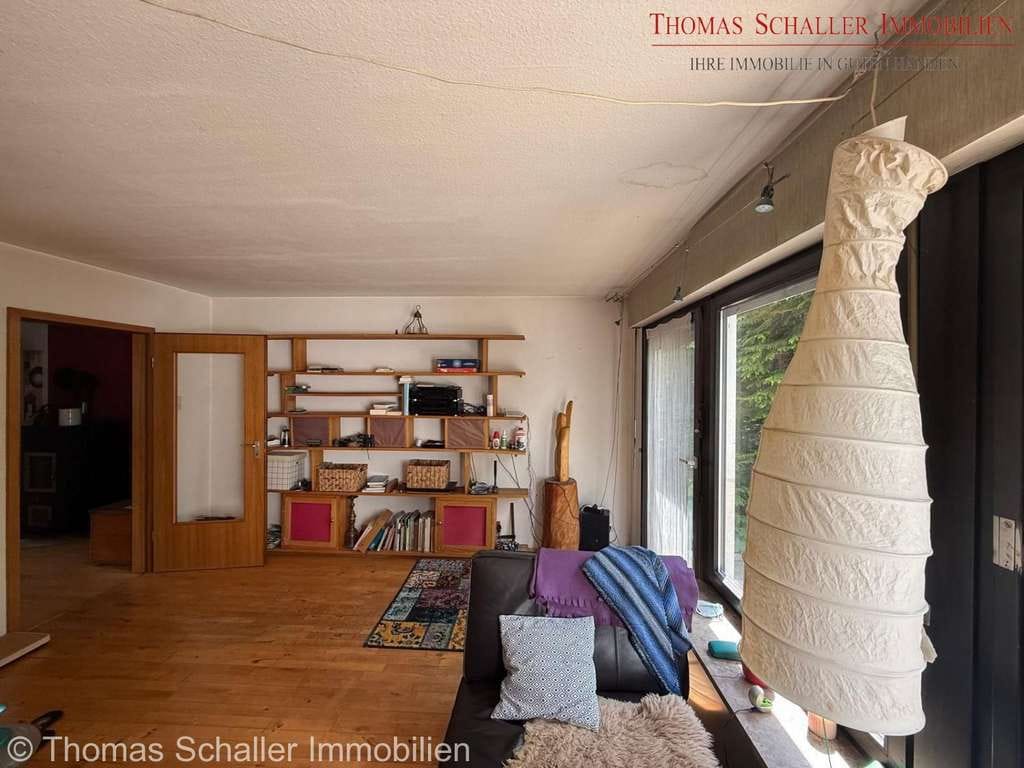 Immobilie in Pyrbaum - Viel Platz für Ihre Ideen – Einfamilienhaus mit Dachstudio, Doppelgarage und 923 m² Grundstück - Bild 3