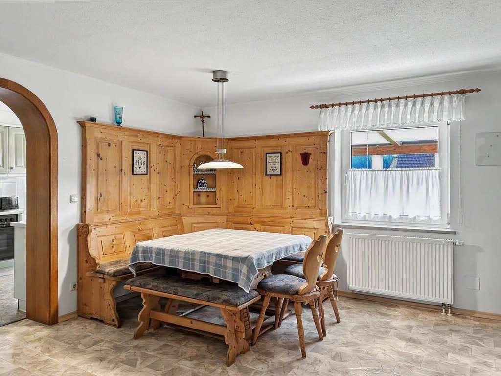 Immobilie in Taufkirchen - Gepflegtes Einfamilienmittelhaus in ruhiger Siedungslage von Taufkirchen (Vils) - Bild 2