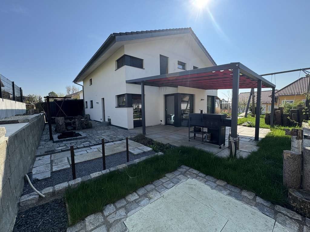 Immobilie in Postau - Schaukeln Sie in Ihr neues Zuhause - modernes Einfamilienhaus mit Wohlfühlcharakter in Postau - Bild 1