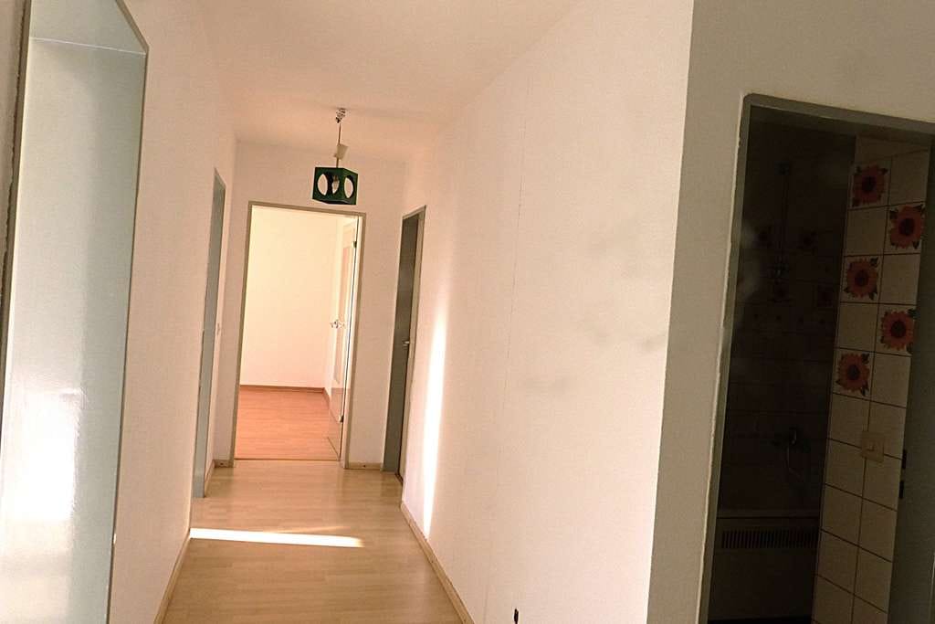 Immobilie in Oberkochen - 3-Zimmerwohnung in Ortsrandlage mit beeindruckendem Ausblick - Bild 2