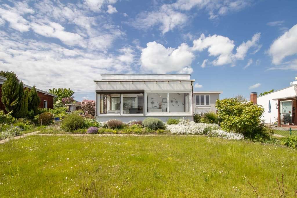 Immobilie in Gustow - Ferienbungalow mit Wasserblick in Drigge auf der Insel Rügen - Bild 2