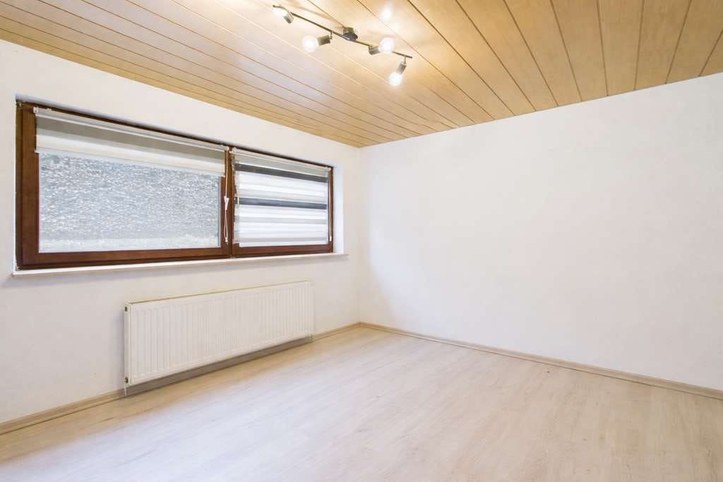 Immobilie in Köngen - Attraktive 2-Zi.-Kapitalanlage mit ca. 5% Rendite - leerstehend - Bild 1
