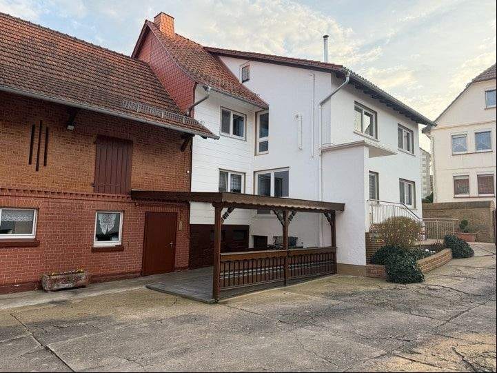 Immobilie in Heringen - Dreiseitenhof mit viel Platz in Leimbach - Bild 2