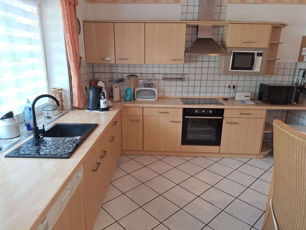 Immobilie in Drentwede - Gartenglück trifft Wohnkomfort und viel Platz: Bungalow mit ausgebauten Dachgeschoss in Drentwede - Bild 2