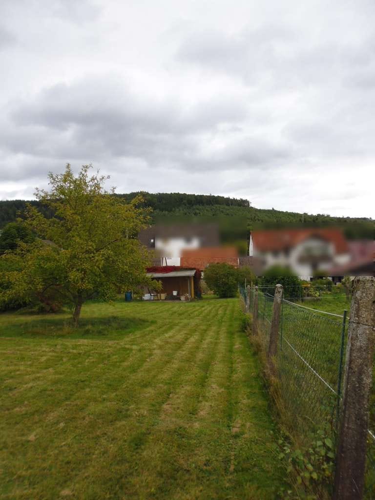 Immobilie in Helsa - Schöne Doppelhaushälfte mit Potenzial und schönem großen Garten - Bild 4