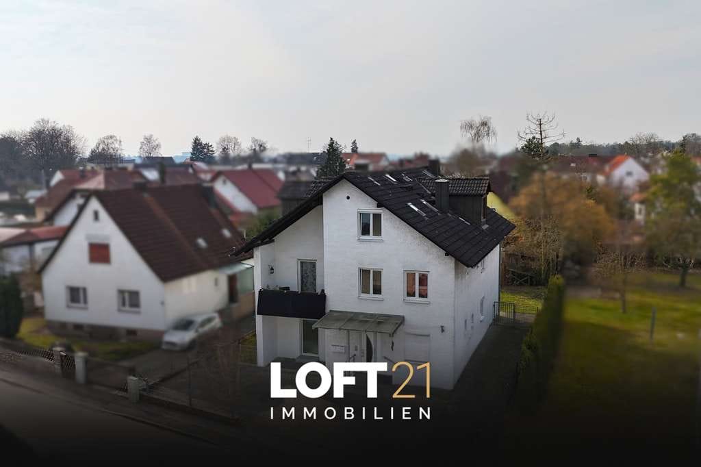 Immobilie in Lenting - ** Attraktives Wohnhaus mit zwei Wohneinheiten & ausgebautem Dachgeschoss in begehrter Lage  ** - Bild 0