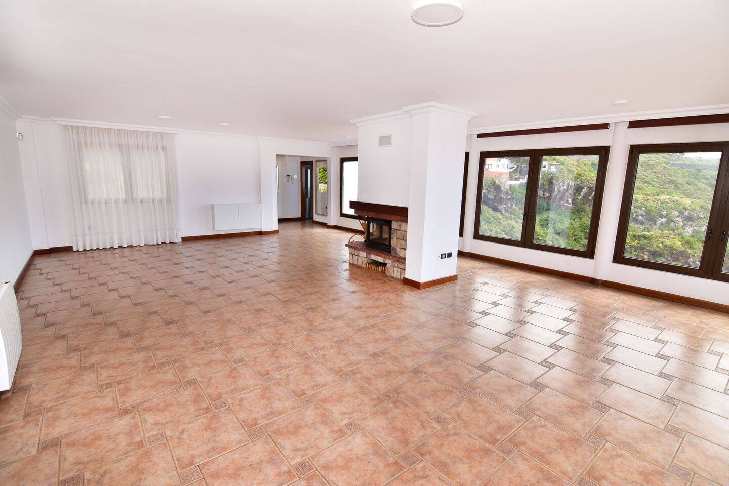 Immobilie in Wolsdorf - Exklusive Villa mit Meerblick in absolut ruhiger Naturlage - Bild 3
