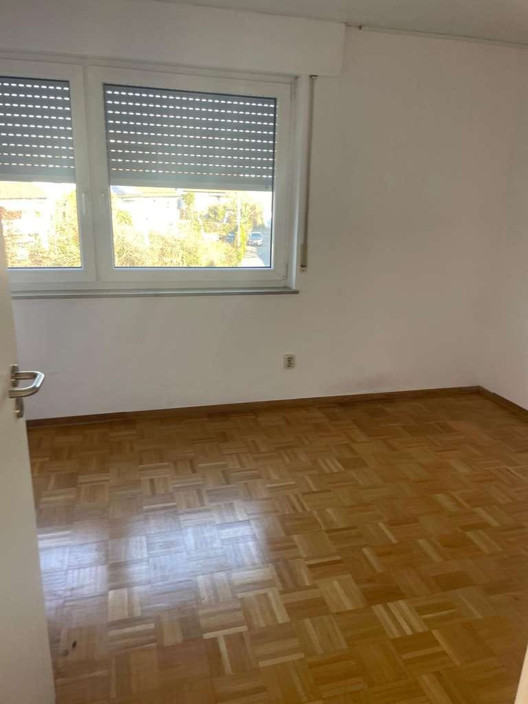 Immobilie in Gerlingen - 3 Zimmerwohnung mit zwei Balkonen und einem KFZ-Stellplatz - Bild 4