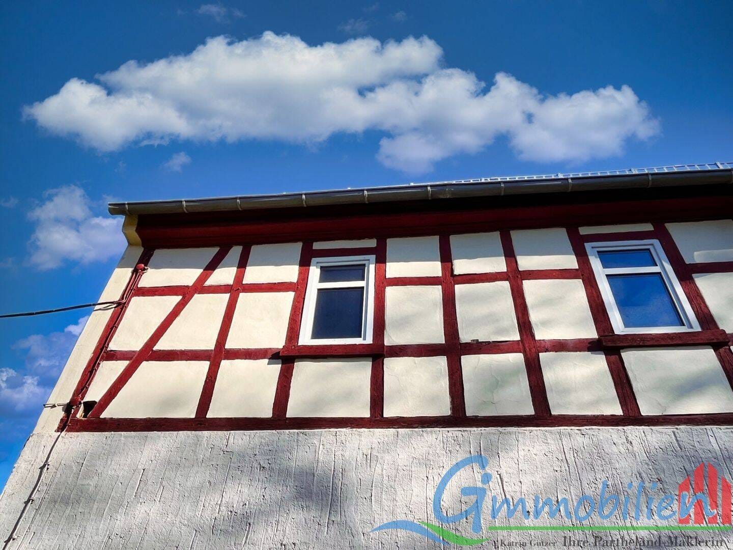 Immobilie in Borna - Traumhaftes Fachwerkhaus mit großzügigem Hof - Wohnen und Leben auf 330 m² in idyllischer Seenähe - Bild 4