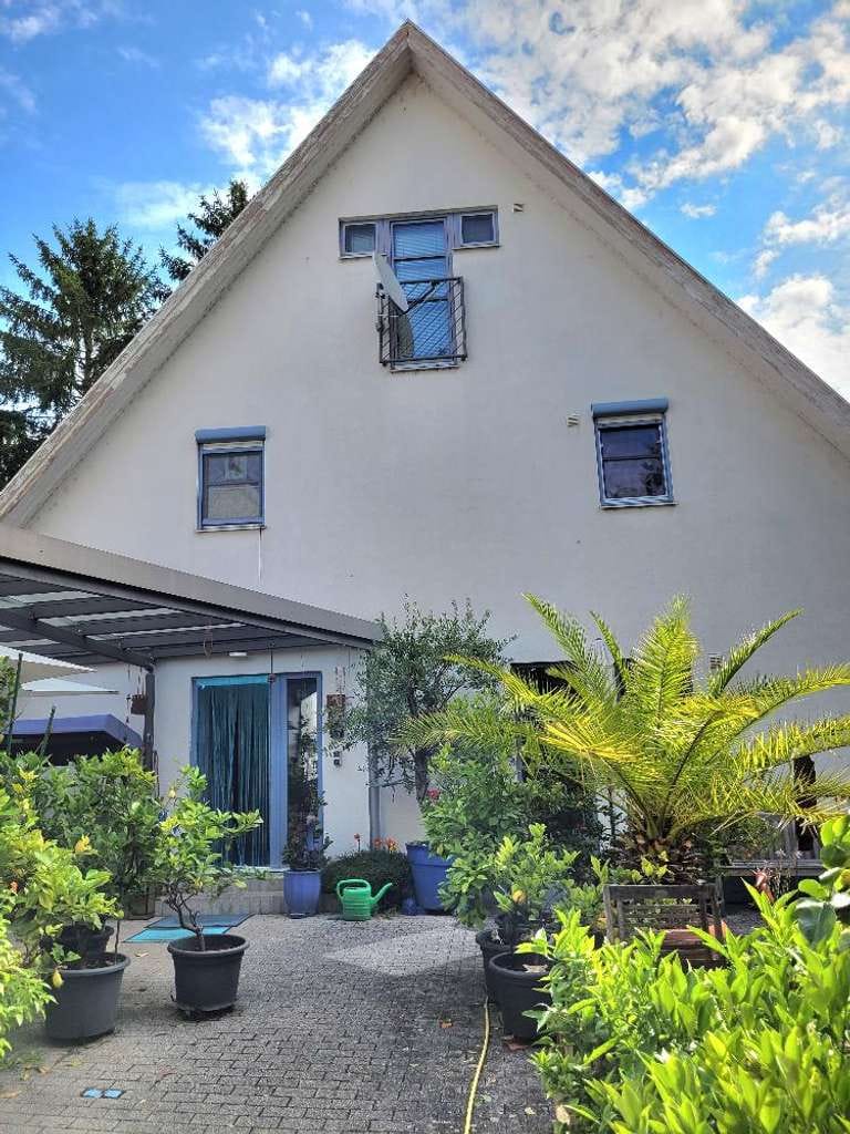 Immobilie in Osthofen - Wunderschönes Haus plus Gewerbeimmobilie mit schönem Garten - Bild 3