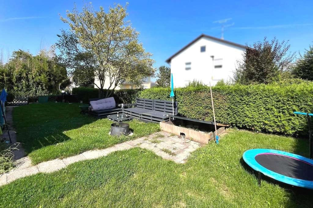 Immobilie in Pfarrkirchen - Gepflegtes Wohnhaus mit 3 Einheiten - Bild 2
