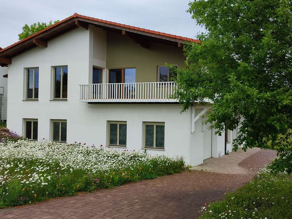 Immobilie in Berghülen - Großes Einfamilienhaus - Bild 0