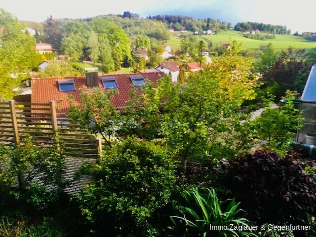 Immobilie in Deggendorf - Neugierig auf mehr Natur?  Klasse 75 m² Wohnung in Deggendorf mit ruhiger und sonniger Terrasse - Bild 1