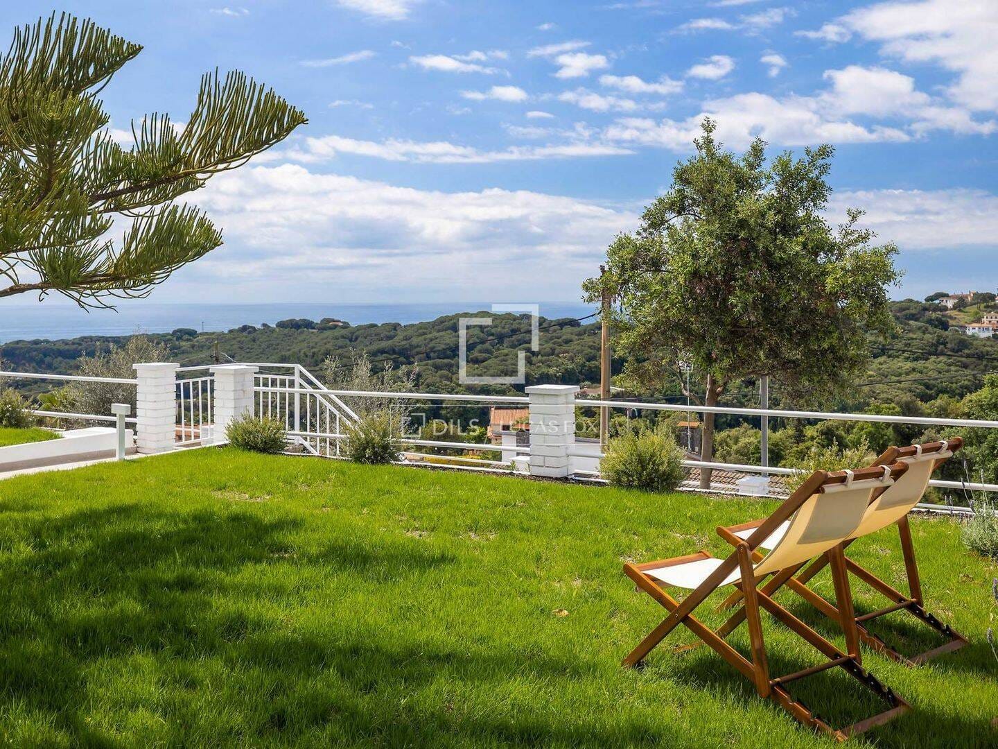 Immobilie in Waldenburg - Fantastische mediterrane Villa in erhöhter, privilegierter Lage mit Ausblick aufs Meer - Bild 2