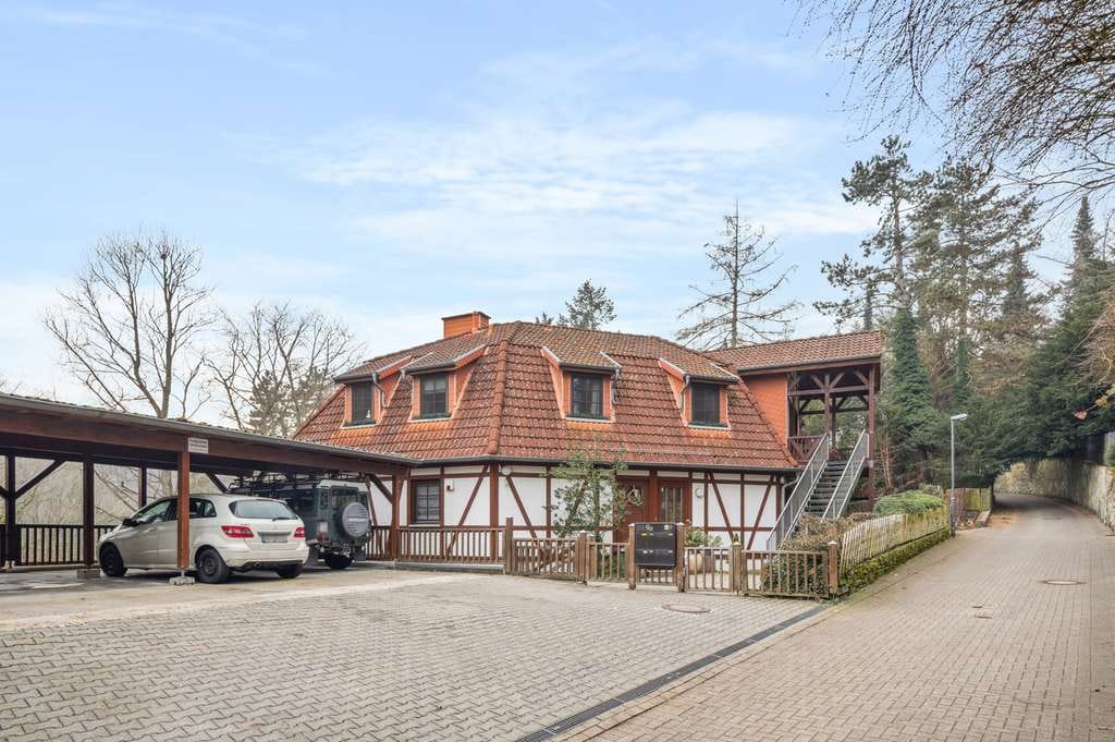 Immobilie in Kronberg - Charmantes Mehrfamilienhaus in Kronberg - Ihr Investment in Toplage - Bild 3