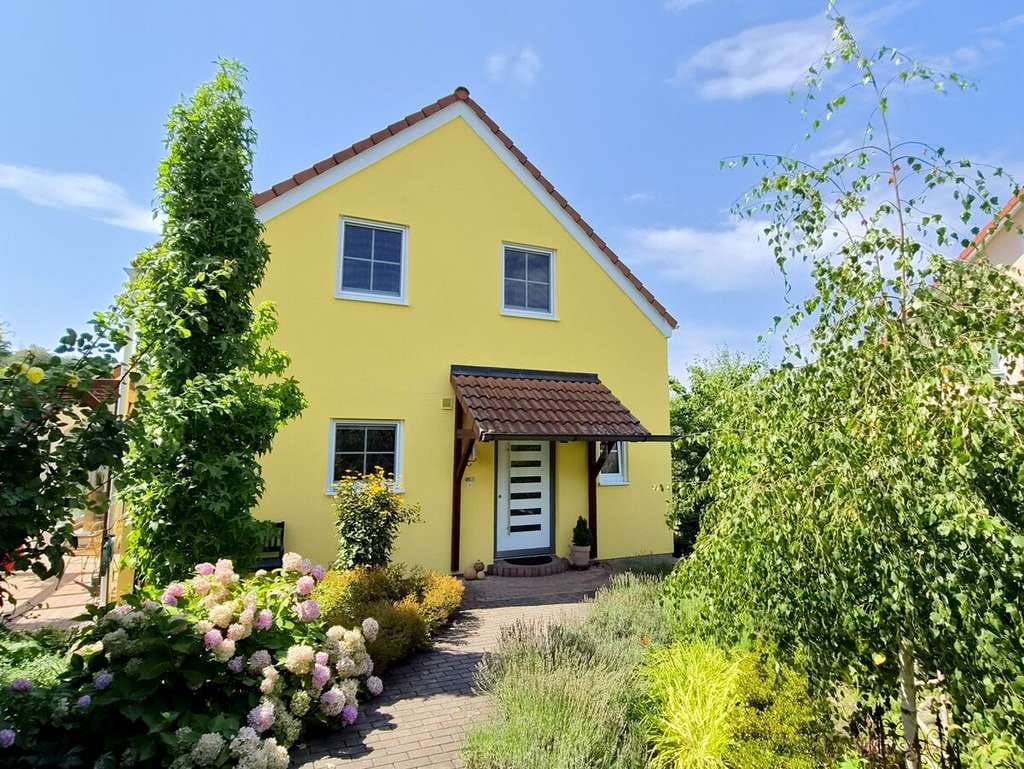 Immobilie in Pielenhofen - Fit für die Zukunft: Einfamilienhaus zum sofort Einziehen und Wohlfühlen - Bild 0