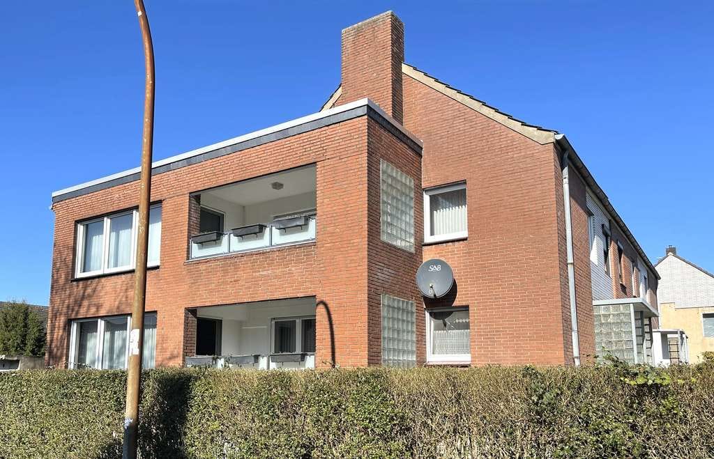 Immobilie in Kamp-Lintfort - Gepflegtes REH mit 3 Garagen in bevorzugter ruhiger Wohnlage von Kamp-Lintfort - Bild 1