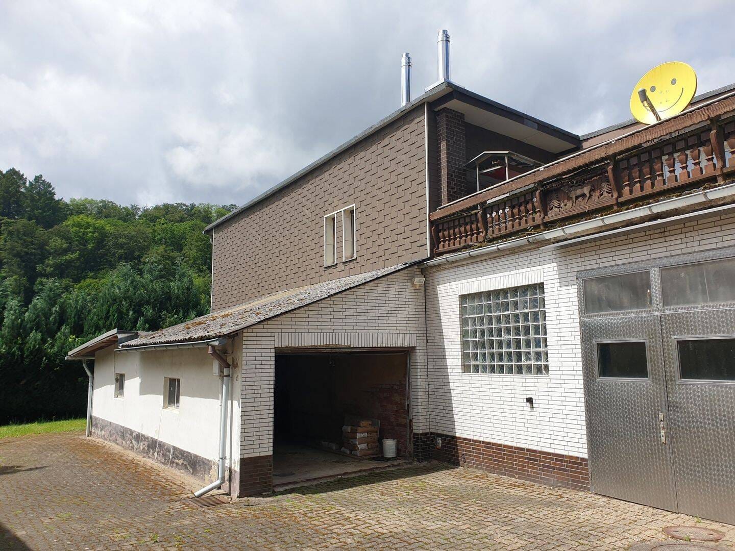 Immobilie in Walkenried - Gute Lage! Wohn- und Geschäftshaus mit Garagen und Parkfläche im Südharz! - Bild 3