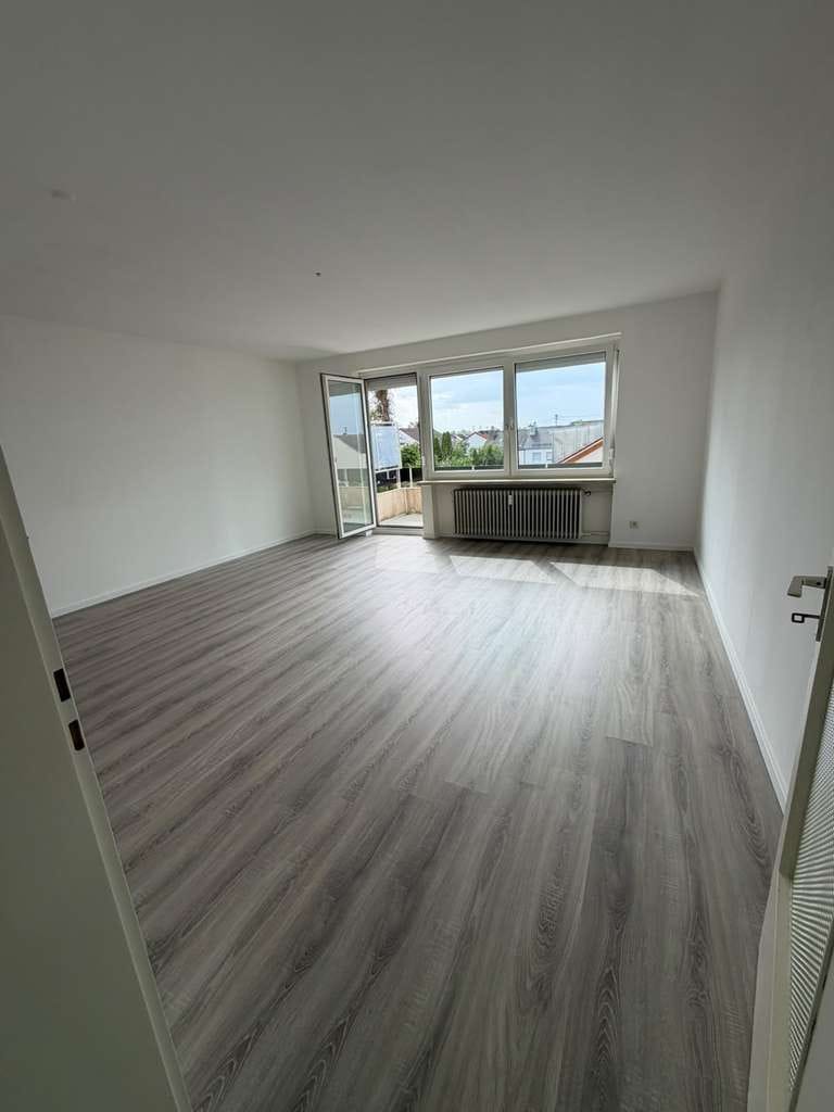 Immobilie in Kissing - Helle 3-Zimmer-Wohnung mit Balkon in zentraler Lage - Bild 0