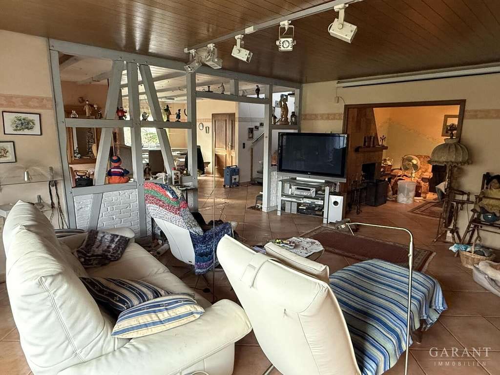 Immobilie in Steinheim an der Murr - Freistehendes Einfamilienhaus mit Einliegerwohnung - Bild 0