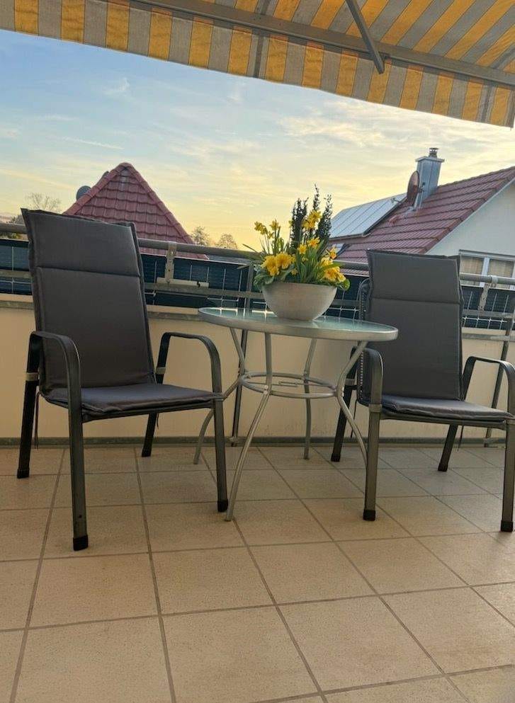 Immobilie in Pfaffenweiler - *** Pfaffenweiler, 10Min südl. Frbg. 4ZI DG Maisonette/ Galerie, komf.EBK, Südbalkon/ Markise mit Panoramablick, TG & Stellplatz, *** - Bild 2