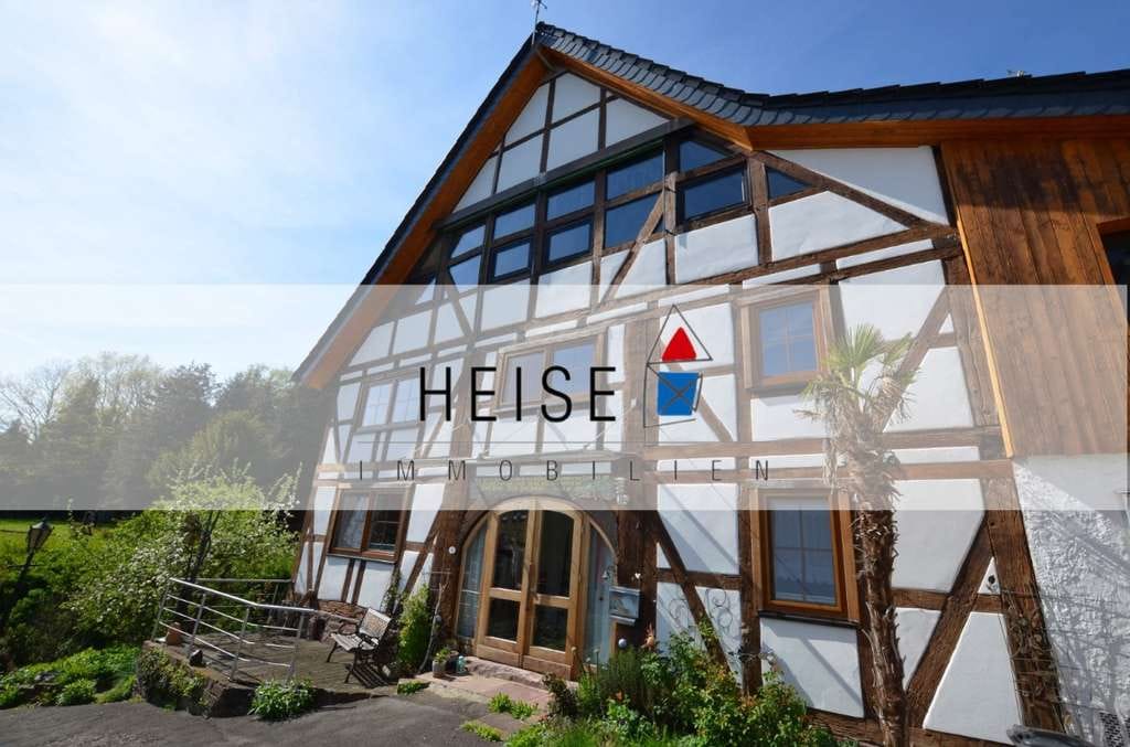 Immobilie in Golmbach - Fachwerkhaus in landschaftlich reizvoller Dorfrandlage mit Sicht in die - Rühler-Schweiz - - Bild 0