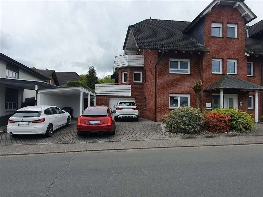 Immobilie in Dornburg - Wunderschöne Doppelhaushälfte mit Platz für die ganze Familie - Bild 0