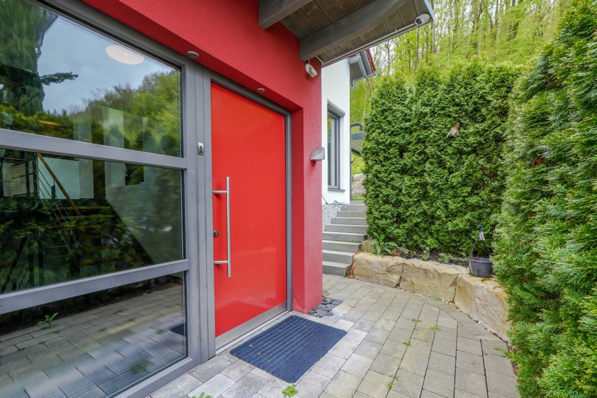 Immobilie in Ingelfingen - Schöne Doppelhaushälfte mit hochwertiger Ausstattung in bester Aussichtslage mit Einliegerwohnung - Bild 4