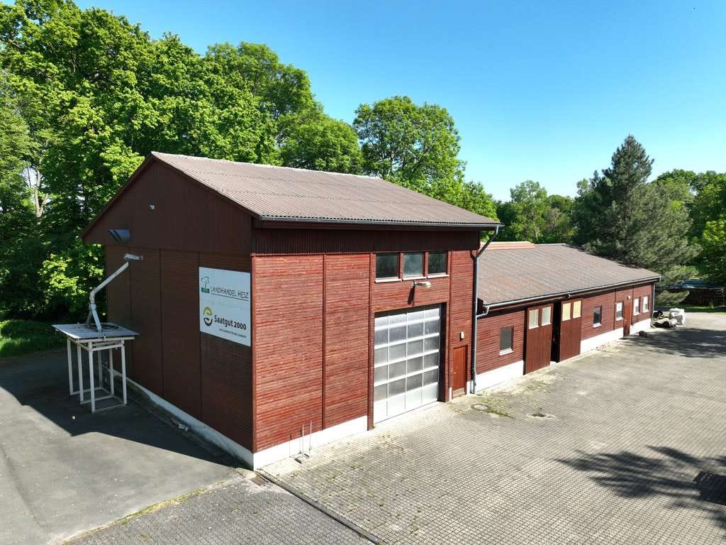 Immobilie in Liebschützberg - Landanwesen (3,5ha) mit großem Haus und Gewerbehalle - Bild 3