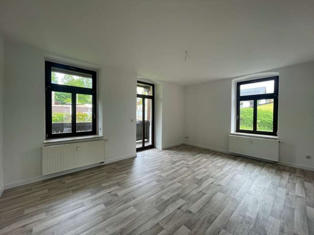 Immobilie in Bärenstein - Komplett renovierte und modernisierte Wohnung - mit Tageslichtbad, Balkon, Garage und Stellplatz! - Bild 3