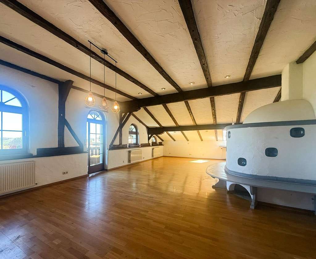 Immobilie in Eggstätt - Vielseitige Dachgeschosswohnung mit liebevollen Details eines historischen Bauernhauses - Bild 4