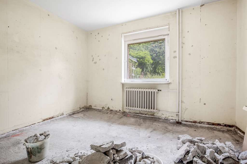 Immobilie in Plön - Freistehendes Einfamilienhaus in Plön – Sanierungsobjekt mit Potenzial - Bild 4