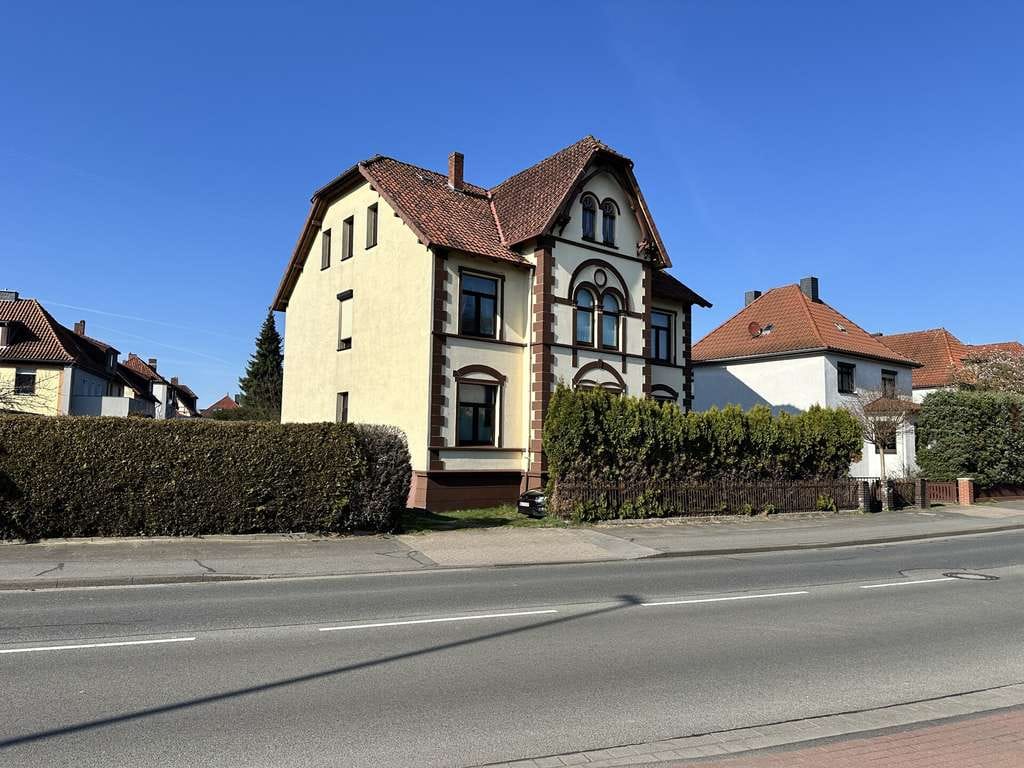 Immobilie in Celle - Ein Haus mit Charakter – Mehrfamilienhaus im Umland von Hannover! - Bild 0