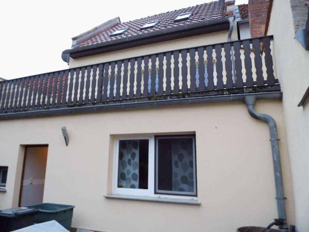 Immobilie in Artern - Einfamilienreihenhaus mit Anbau (Stadthaus) in ruhiger Lage von Artern - Bild 2