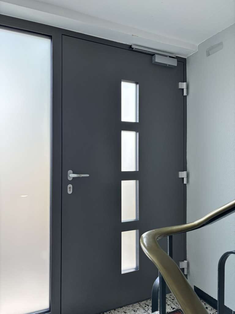 Immobilie in Aschaffenburg - Attraktive Investitionschance: 2-Zimmer-Wohnung mit Balkon nahe Hauptbahnhof - Bild 1