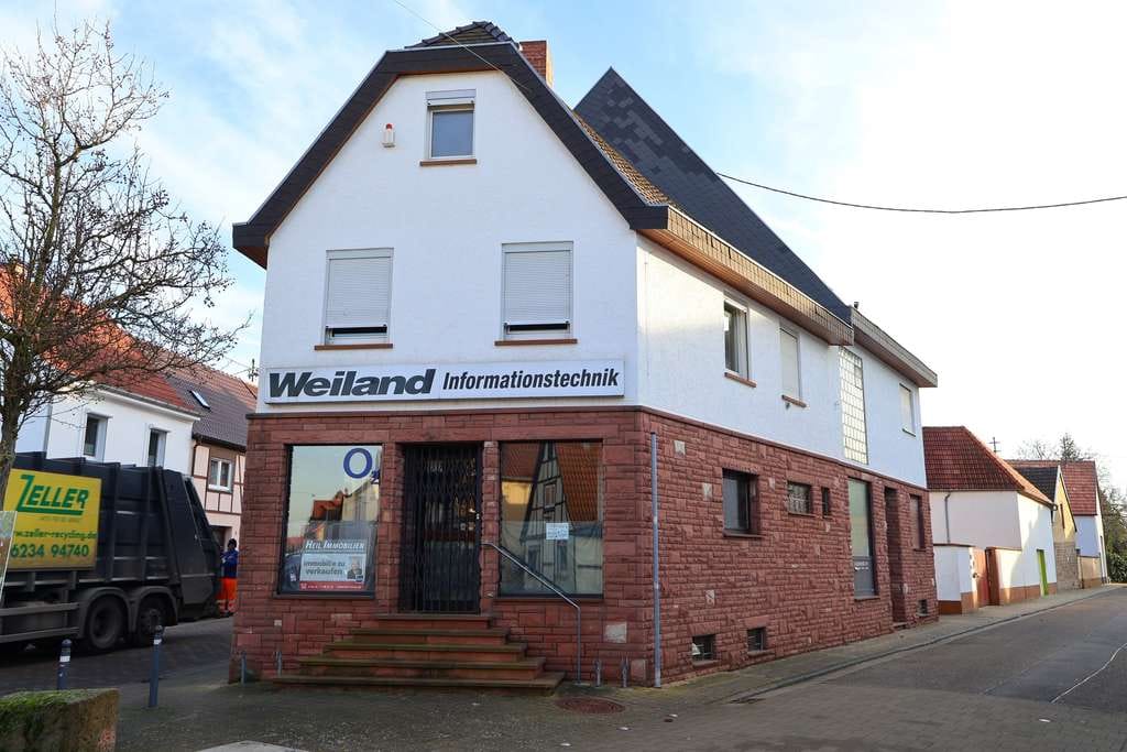 Immobilie in Böhl-Iggelheim - Dachgeschosswohnung im 2. OG. - Bild 1