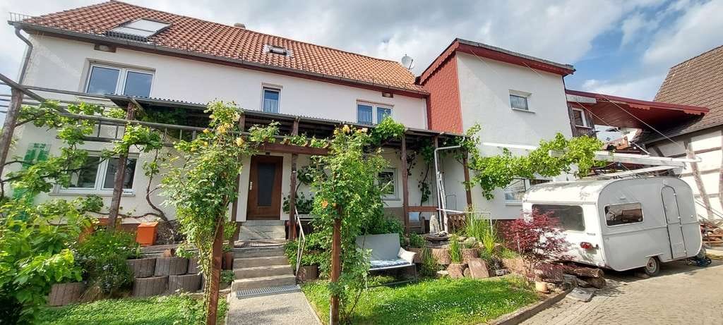 Immobilie in Neuberg - Großes Bauernhaus mit viel Platz und Potenzial - Bild 2