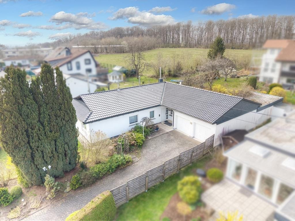 Immobilie in Bad Marienberg (Westerwald) - Bungalow in Bad Marienberg (Westerwald) - Bild 1