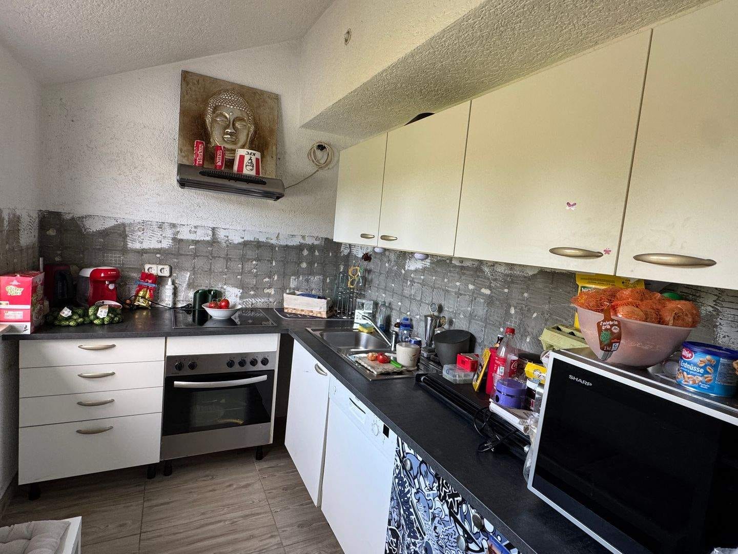 Immobilie in Deilingen - 3-Zimmer-Dachgeschosswohnung mit Einbauküche, Stellplatz und Blick ins Grüne - Bild 3