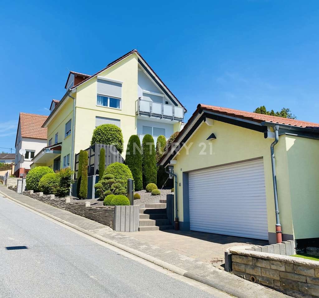 Immobilie in Spiesheim - Freistehendes ZFH in Feldrandlage mit sehr vielen Extras! - Bild 1