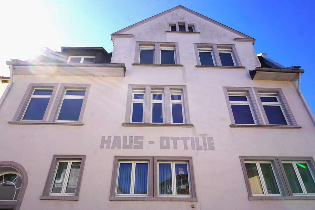 Immobilie in Bad Salzschlirf - Wohn- und Geschäftshaus mit Potenzial nahe Kurpark - Bild 3
