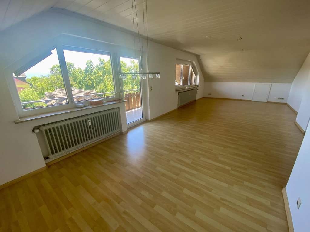 Immobilie in Teningen - 3 Zimmer-Dachgeschoss zum Sofortbezug - Bild 1