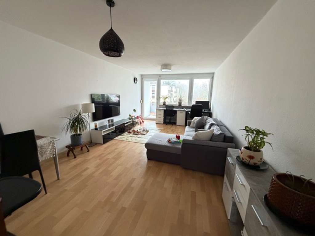 Immobilie in Umkirch - Gutgeschnittene 3-Zimmer-Wohnung mit Balkon und TG-Stellplatz in Umkirch - Bild 3