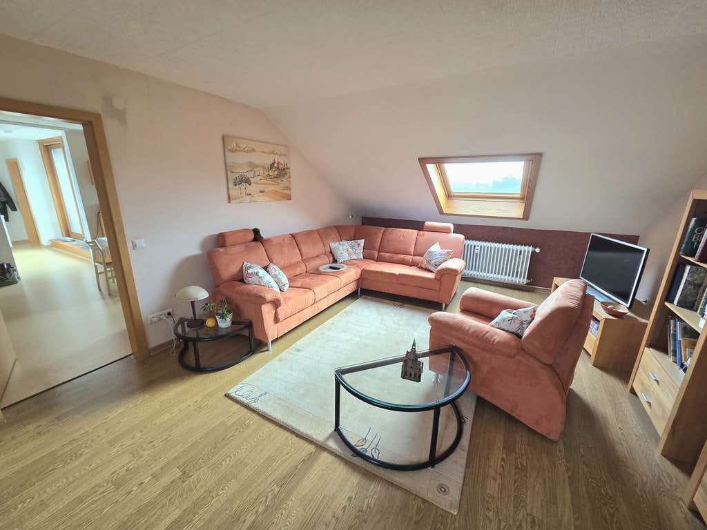 Immobilie in Dieburg - Schöne 3-Zi.-ETW mit Dachterrasse und Carport in Dieburg zu verkaufen - Bild 1