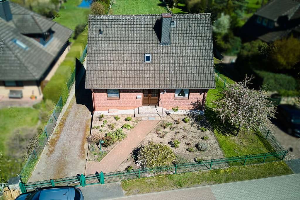Immobilie in Hanstedt - Familienfreundliches Wohnen mit großem Grundstück und freiem Blick ins Grüne in Hanstedt - Bild 3