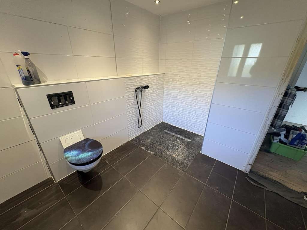 Immobilie in Dernbach (Westerwald) - Kleines Wohnhaus, Teilrenoviert - Bild 2